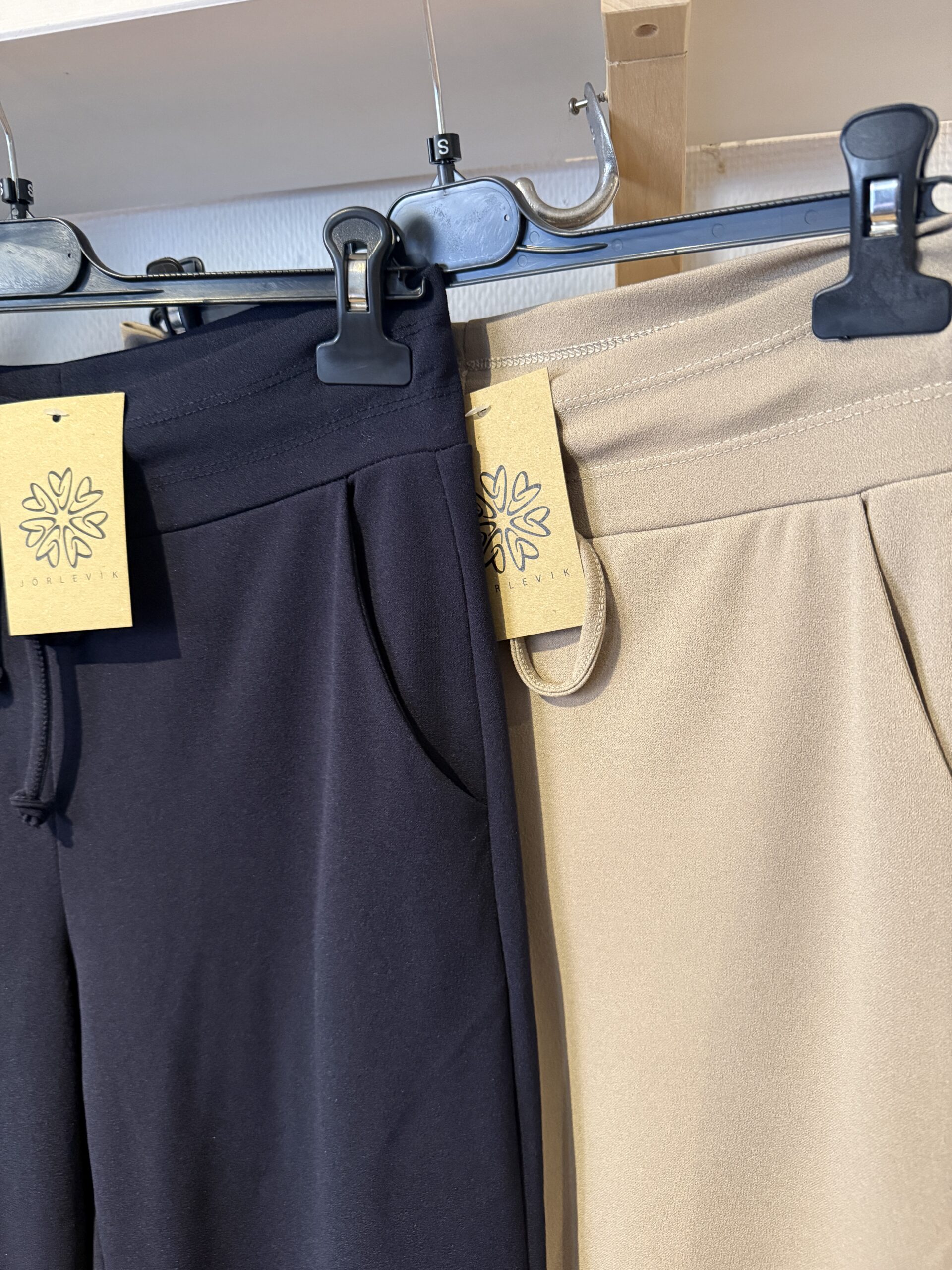 Dra på chinos (till petit blazer) – Marinblå - Bild 4